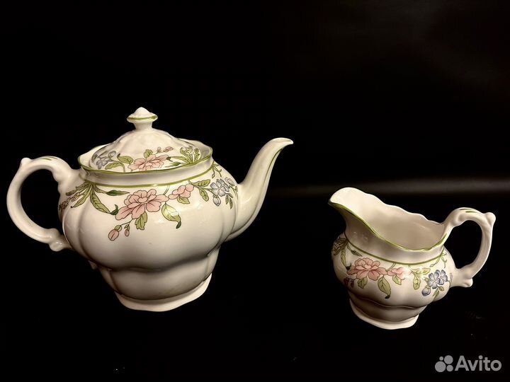 Сервиз чайный Roual Doulton Англия
