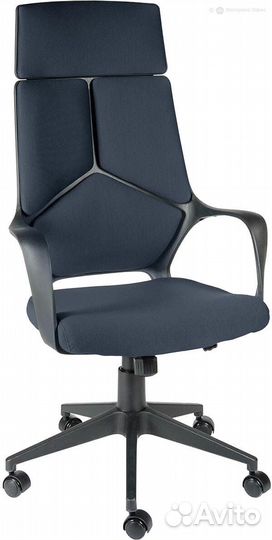 Кресло для руководителя IQ black