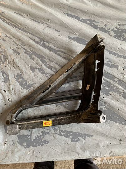 Окантовка противотуманного фонаря Kia Cerato 2018