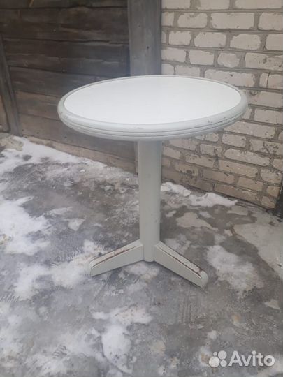 Стол круглый