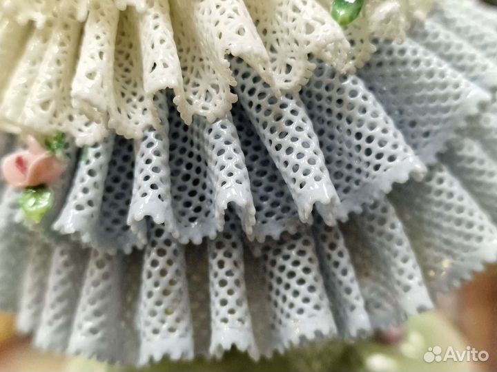 Статуэтка балерина с зеркалом