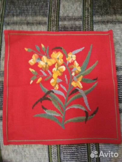 Скатерть с салфетками