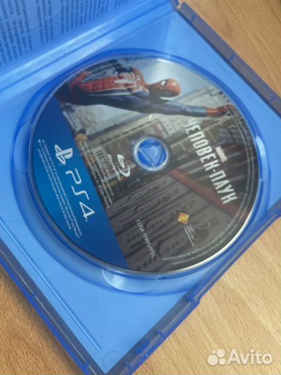 Игра на ps4 человек паук золотая версия