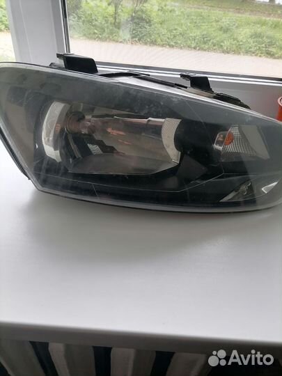 Фара правая на Фольксваген polo