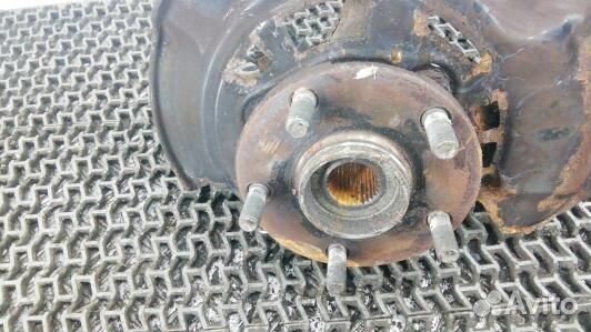 Ступица передняя левая toyota RAV 4 ZSA3 (AEA21K90