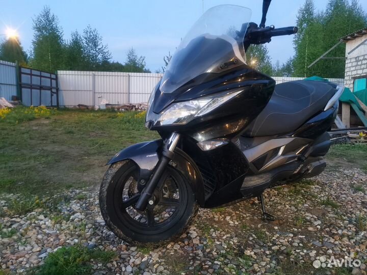 Kawasaki J300