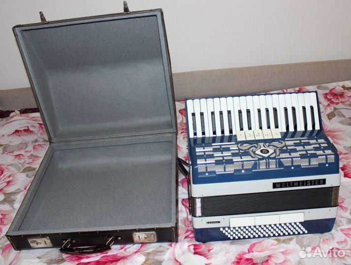 Новый аккордеон Weltmeister Cordal 3/4