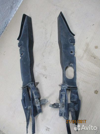 Накладка переднего крыла Форд Фокус 2 рестайлинг