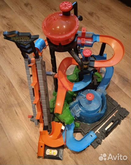 Hot wheels трек невообразимая автомойка