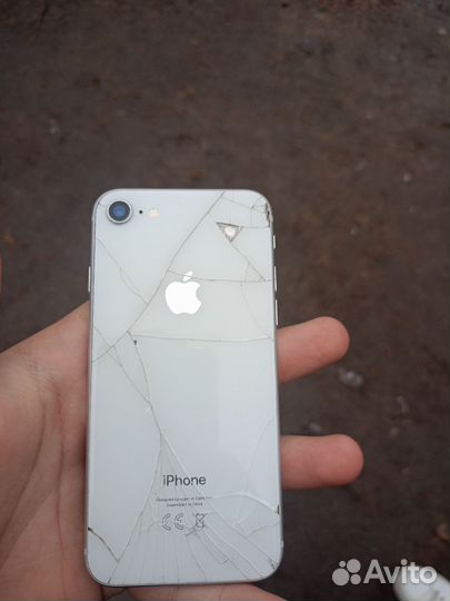 iPhone 8, 64 ГБ