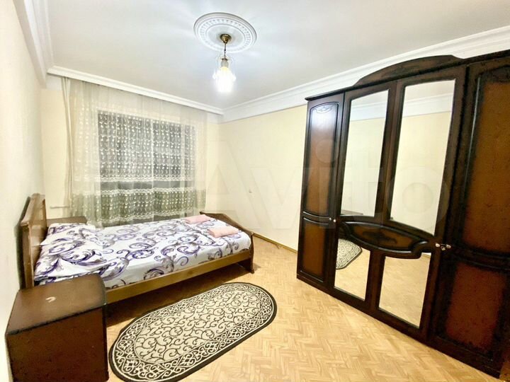 2-к. квартира, 64 м², 1/5 эт.