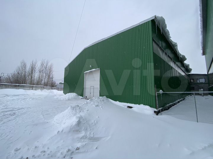 Склад, 677 м²