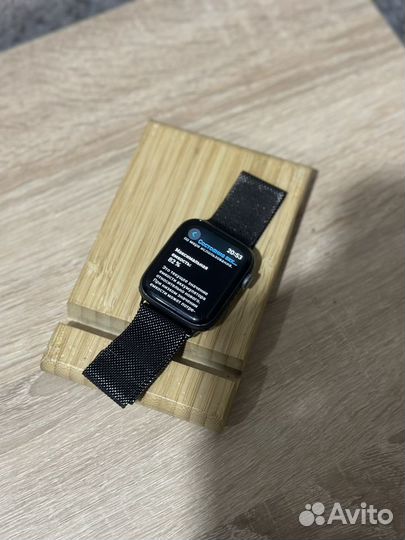 Часы Apple Watch 4 44mm