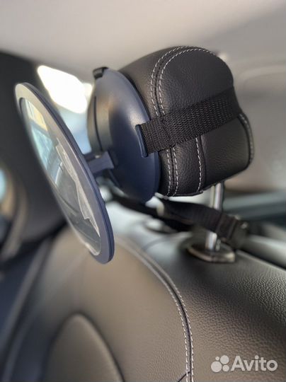 Зеркало для наблюдения за ребенком в автомобиле