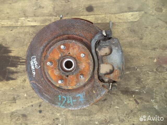 Кулак поворотный левый Subaru Tribeca WX