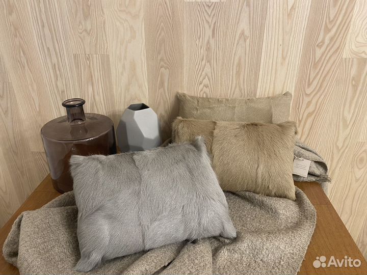 Подушки мех козлика