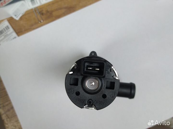 Водяная помпа Bosch 0392020034