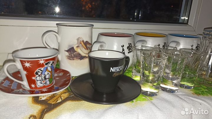 Кружки, стопки, сахарница