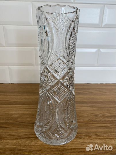 Хрустальная ваза для цветов