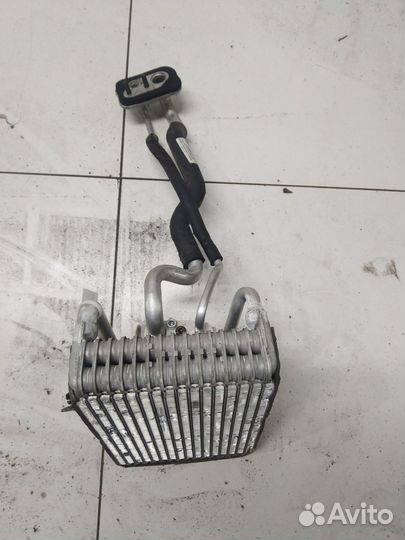 Hyundai Santa Fe ll радиатор кондиционера