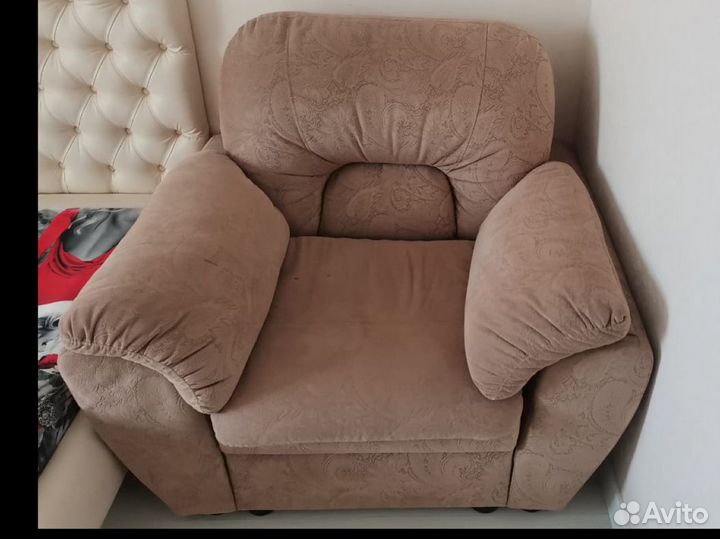 Диван с креслом бу
