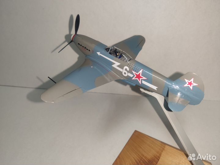 Модель самолета Як-3
