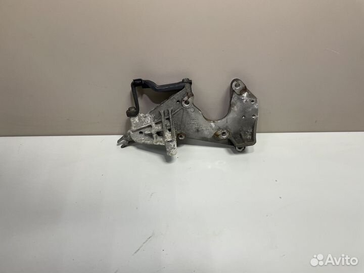 Кронштейн тнвд ауди А6 С6 Ку7 А4 8Е А8 Д3