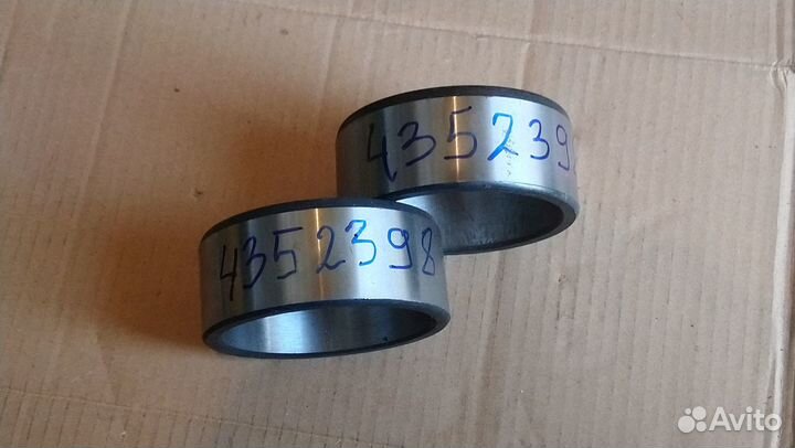 Втулка трапеции Хитачи ZX200-3