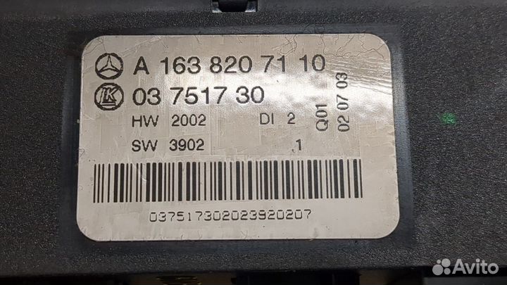 Рамка под кулису Mercedes ML W163