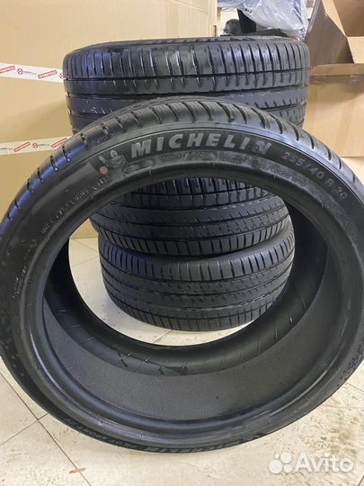 Michelin Pilot Sport EV 255/45 R20 101W