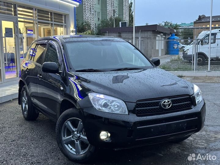 Toyota RAV4, 2008