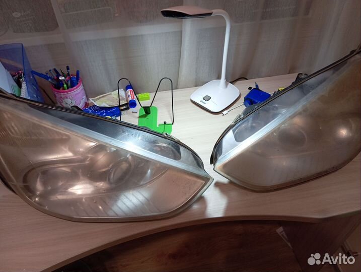 Фары на Ford S max 1 поколение