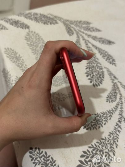 iPhone 11 product red 128