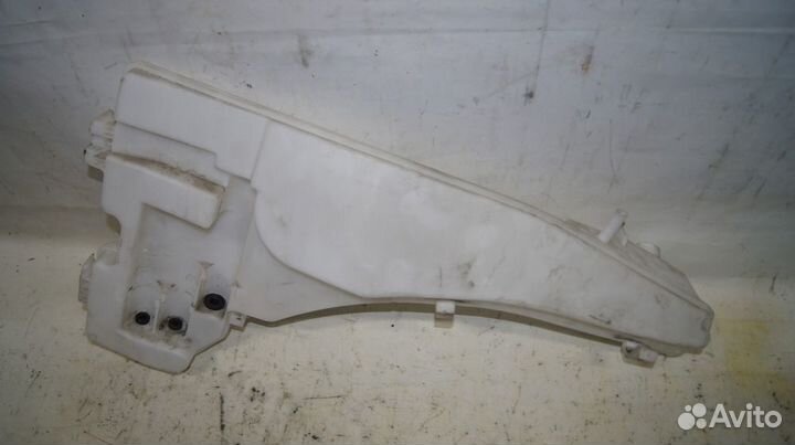 Бачок омывателя BMW X5 E70