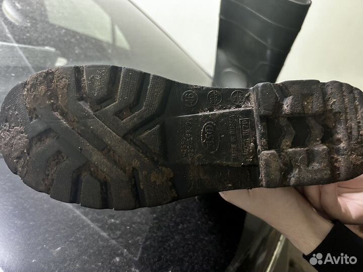 Резиновые сапоги