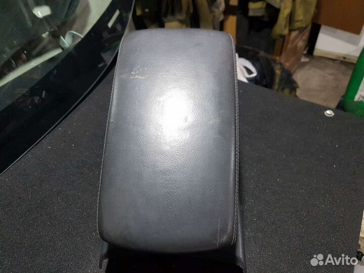 Подлокотник audi a6 c6 allroad quattro