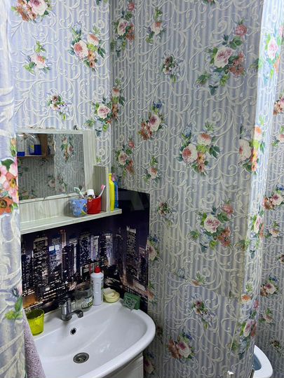 Комната 14 м² в 4-к., 5/9 эт.