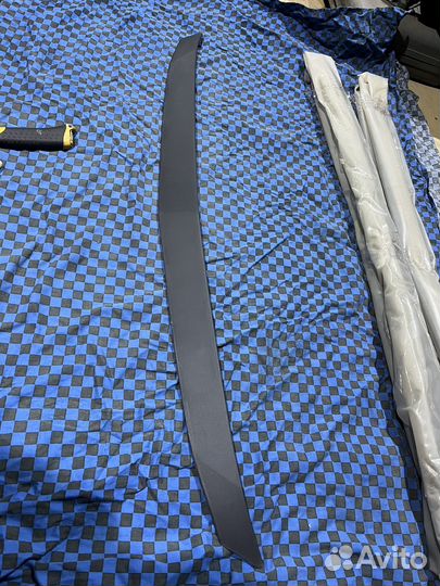 Сабля передней решетки Renault Логан