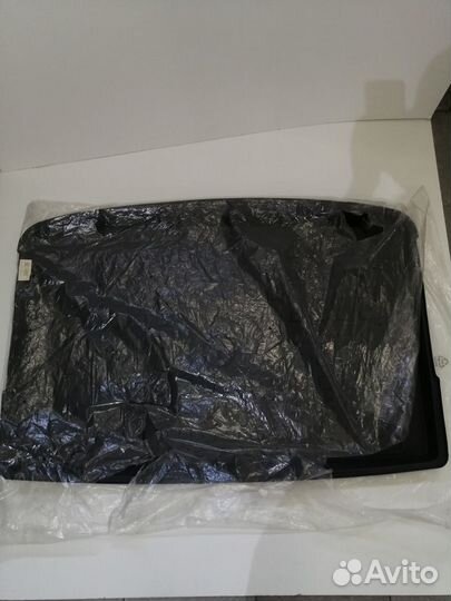 Поддон багажного отд.А-класс Mercedes A1768140041