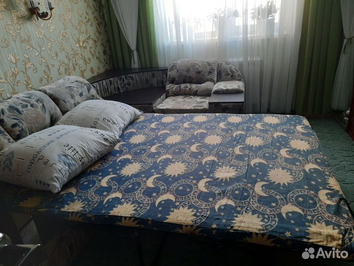 Угловой диван бу