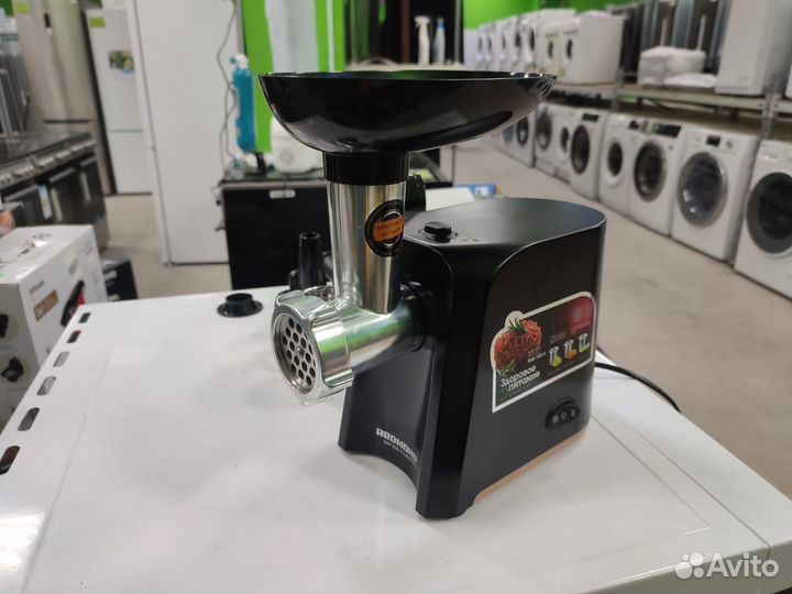 Мясорубка redmond RMG-1223-6, черный