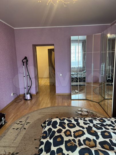 3-к. квартира, 100,9 м², 3/5 эт.