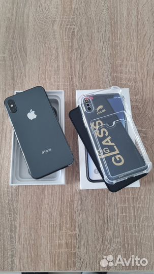 iPhone X, 256 ГБ