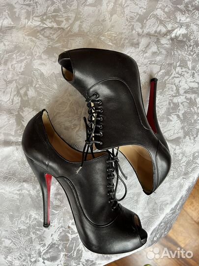 Christian louboutin туфли 34-35 размер