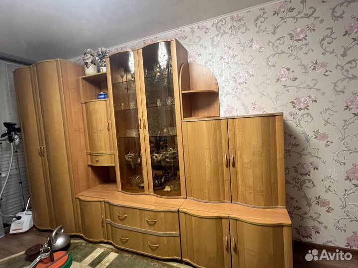 Стенка в гостиную со шкафом