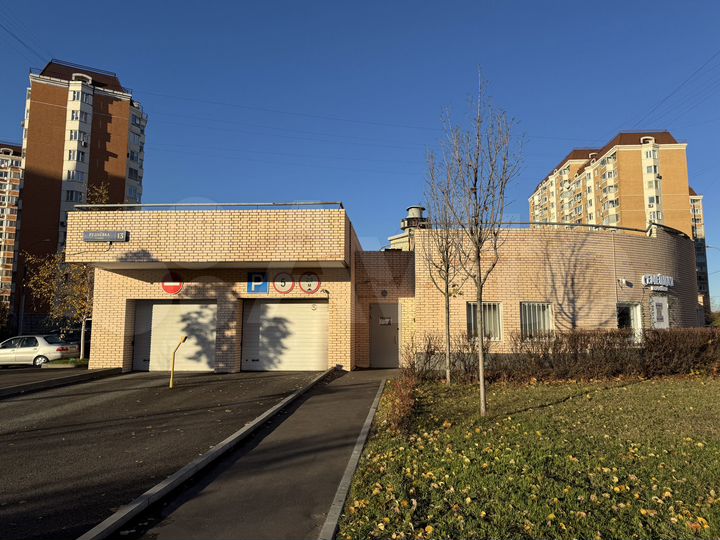 Машиноместо, 13 м²