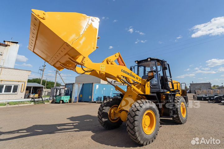 Фронтальный погрузчик Lonking LG833N, 2023