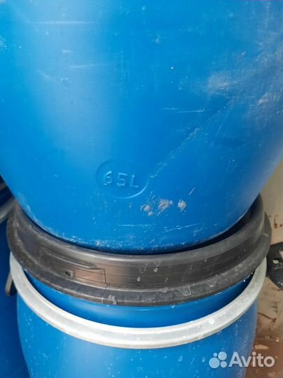 Бочки пластиковые б/у 65 литров