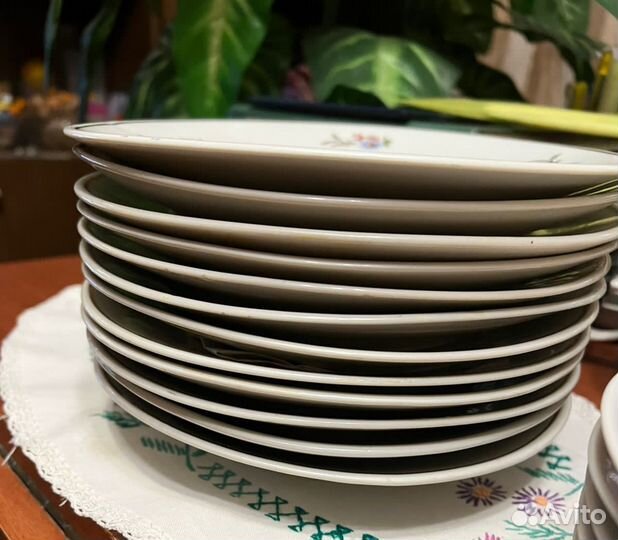 Тарелки столовые времен СССР-Дулево,Пролетарий
