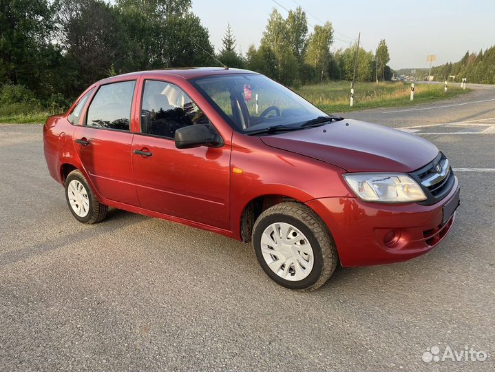 LADA Granta 1.6 МТ, 2013, 130 000 км